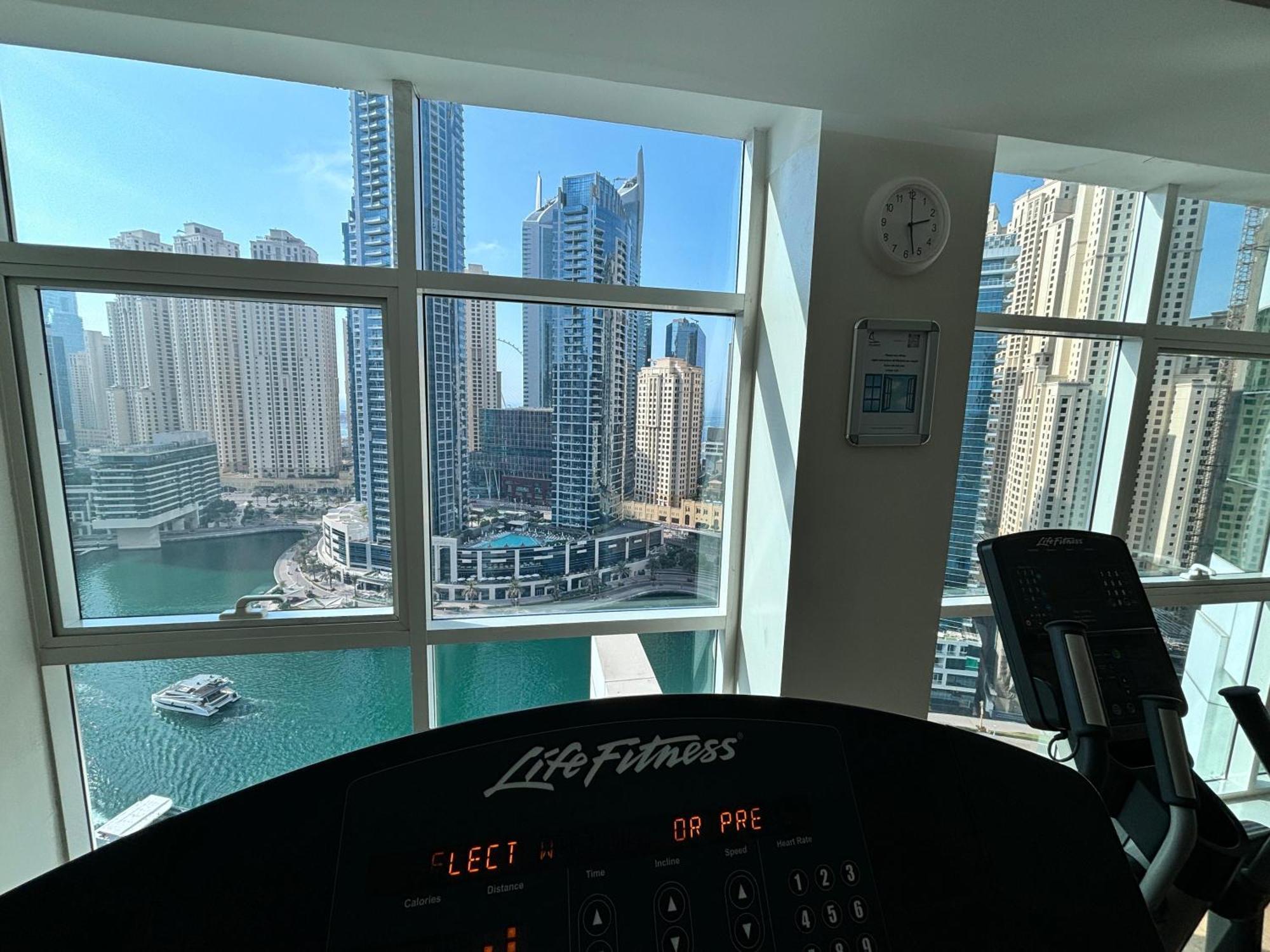 Magique Holiday Homes Marina Viuw Dubai Bagian luar foto