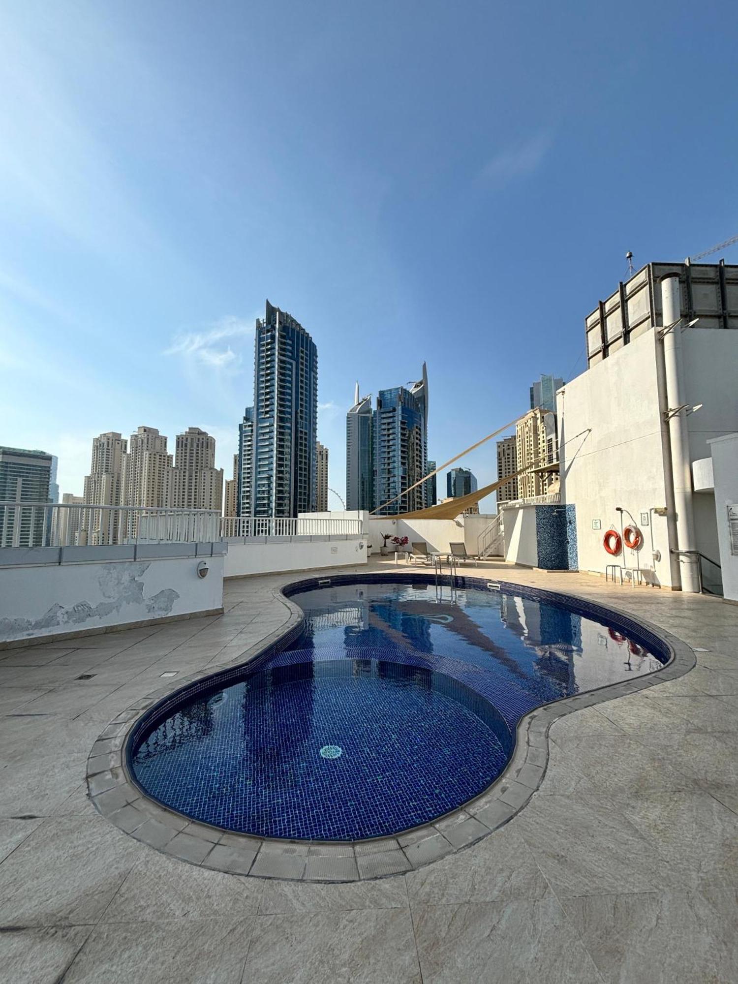 Magique Holiday Homes Marina Viuw Dubai Bagian luar foto