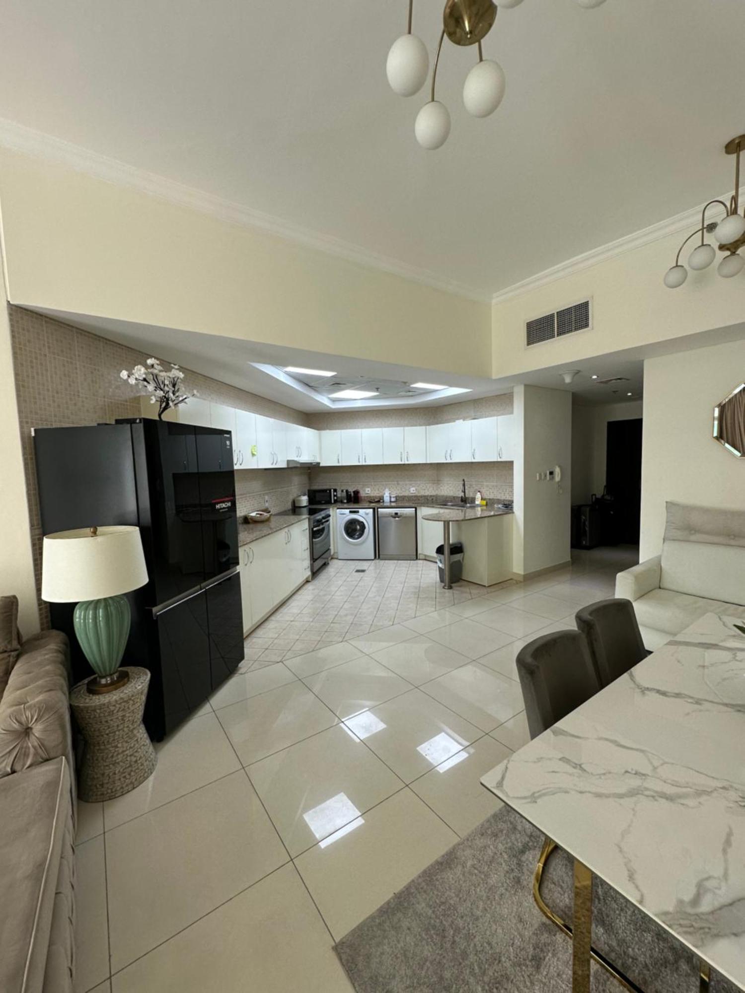 Magique Holiday Homes Marina Viuw Dubai Bagian luar foto